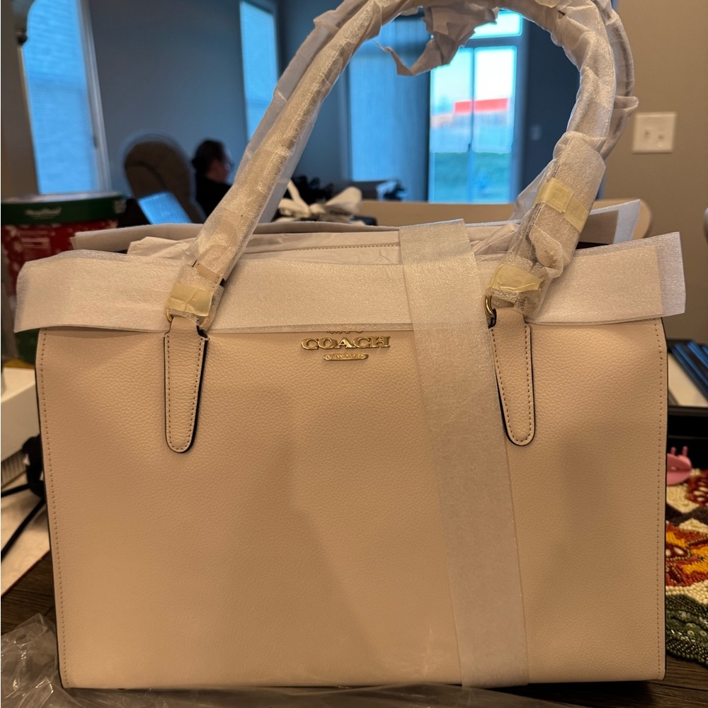 Coach Tatum Carryall-last photo for size comparison